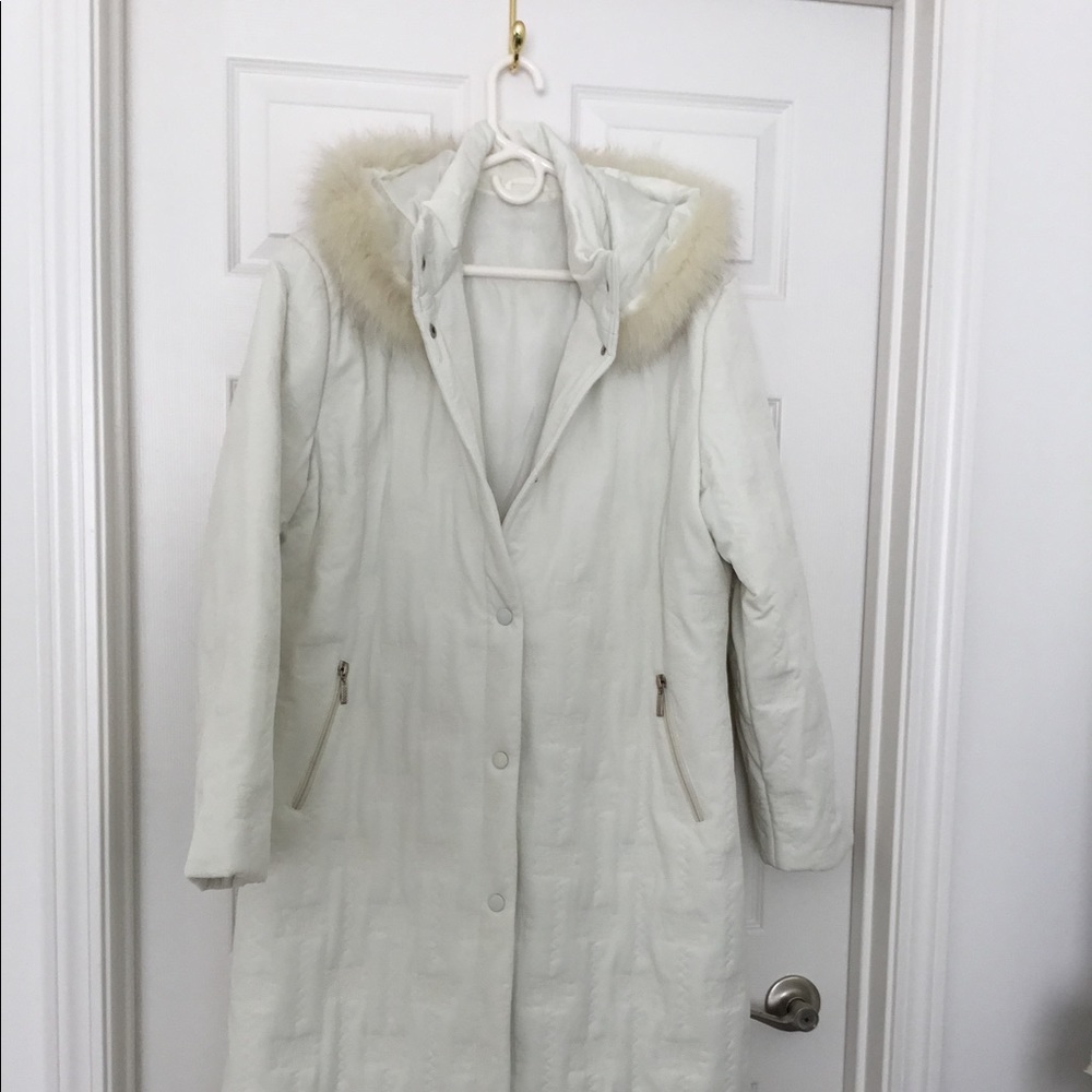 White winter coat with fox trim